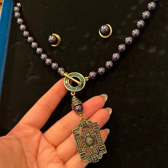 Heidi Daus Navy Pearl Locket Necklace & Earrings Set - NWT 💙✨ - Picture 6 of 11